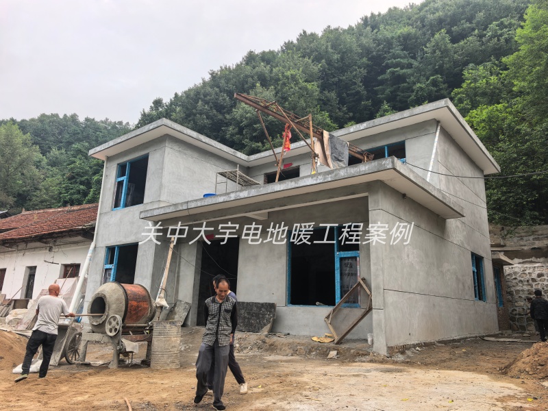 西安市蓝田县辋川镇甘家坪村自建房石墨烯地暖安装